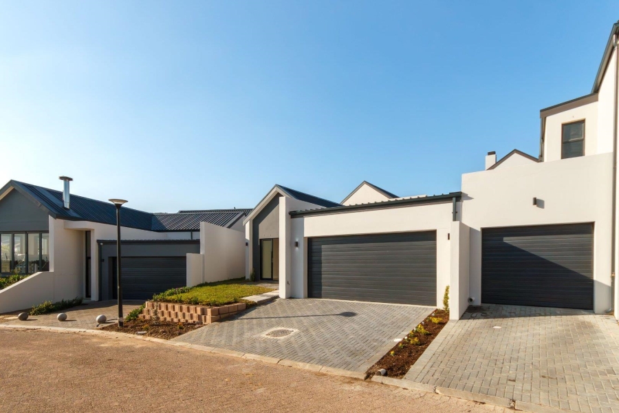 3 Bedroom Property for Sale in Dennegeur Western Cape